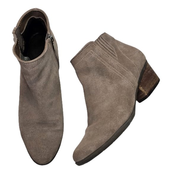 Blondo Shoes - Blondo Valli Taupe Suede Waterproof Heeled Side Zip Ankle Bootie Shoes Sz 9.5
